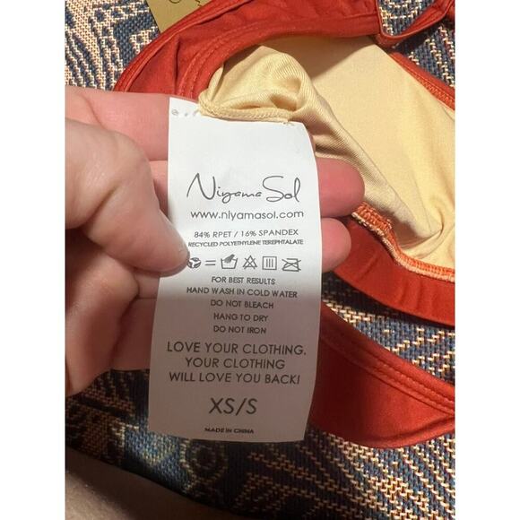 NWT Niyama Sol Eclipse Chili Bra activewear yoga size XS/S - Picture 4 of 4